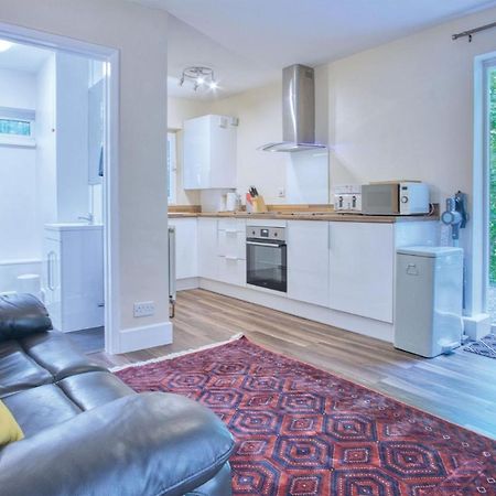 Croft Court - 1 Bedroom Apartment - טנבי מראה חיצוני תמונה