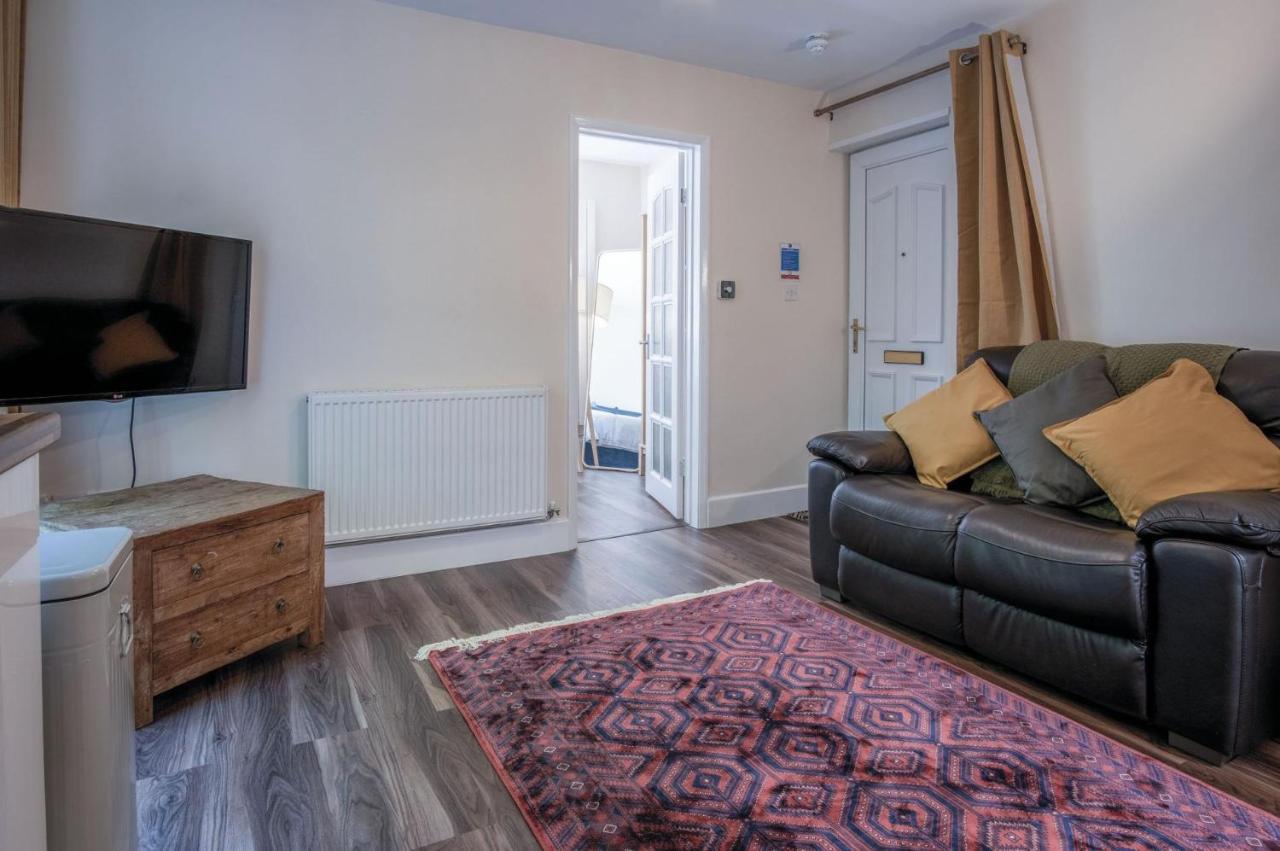 Croft Court - 1 Bedroom Apartment - טנבי מראה חיצוני תמונה
